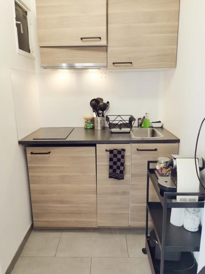 Suite Athéna - Melun gare RER - Balcon et parking Extérieur photo